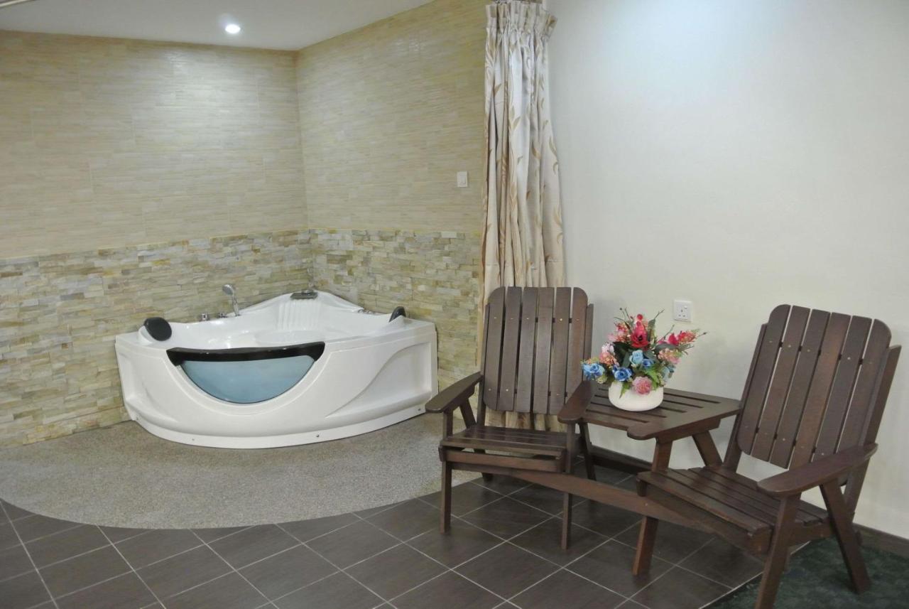 Melang Hotel